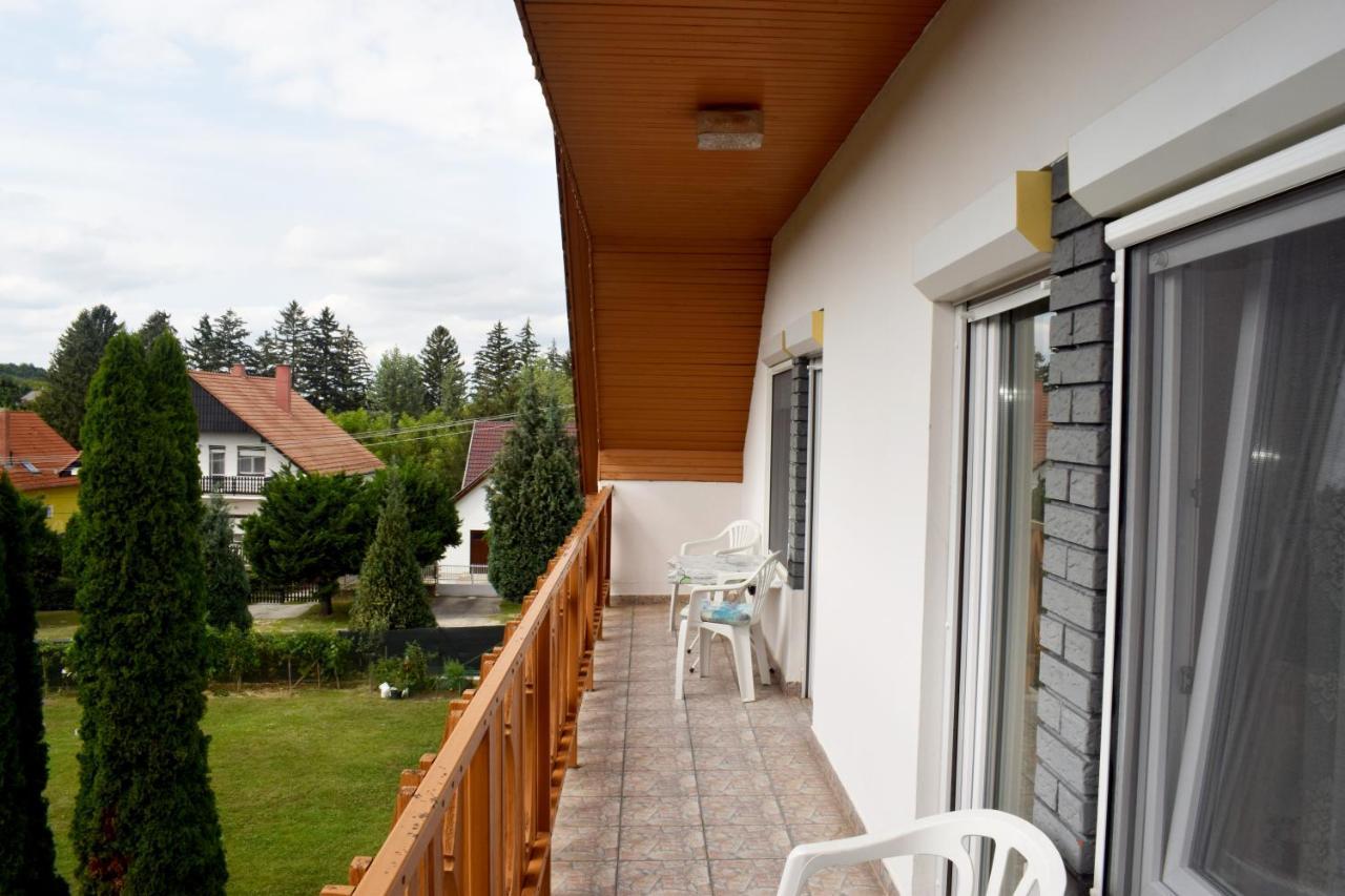 Relax Apartman Zalakaros Exterior foto